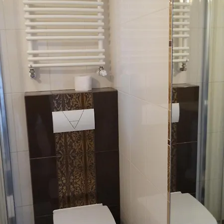 Dworek Pod Roza Pansiyon
