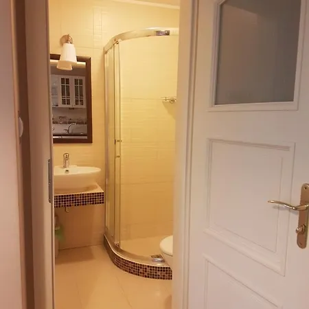 Dworek Pod Roza Pansiyon