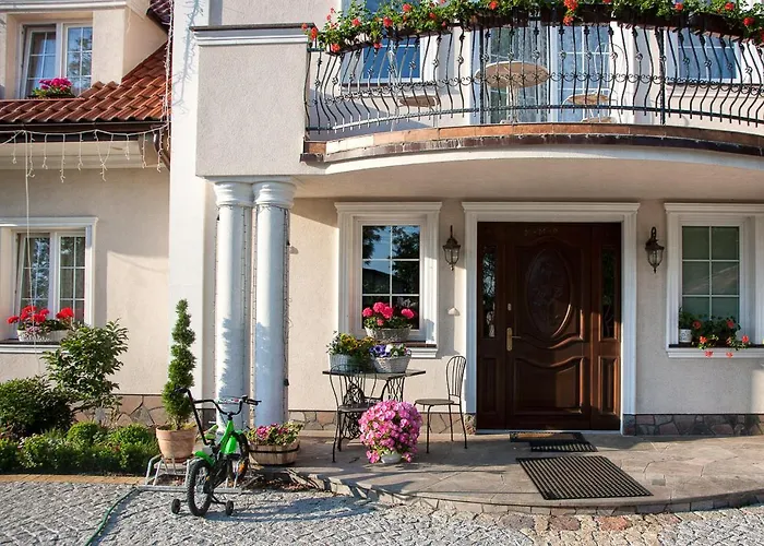 Dworek Pod Roza Rum i privatbostad